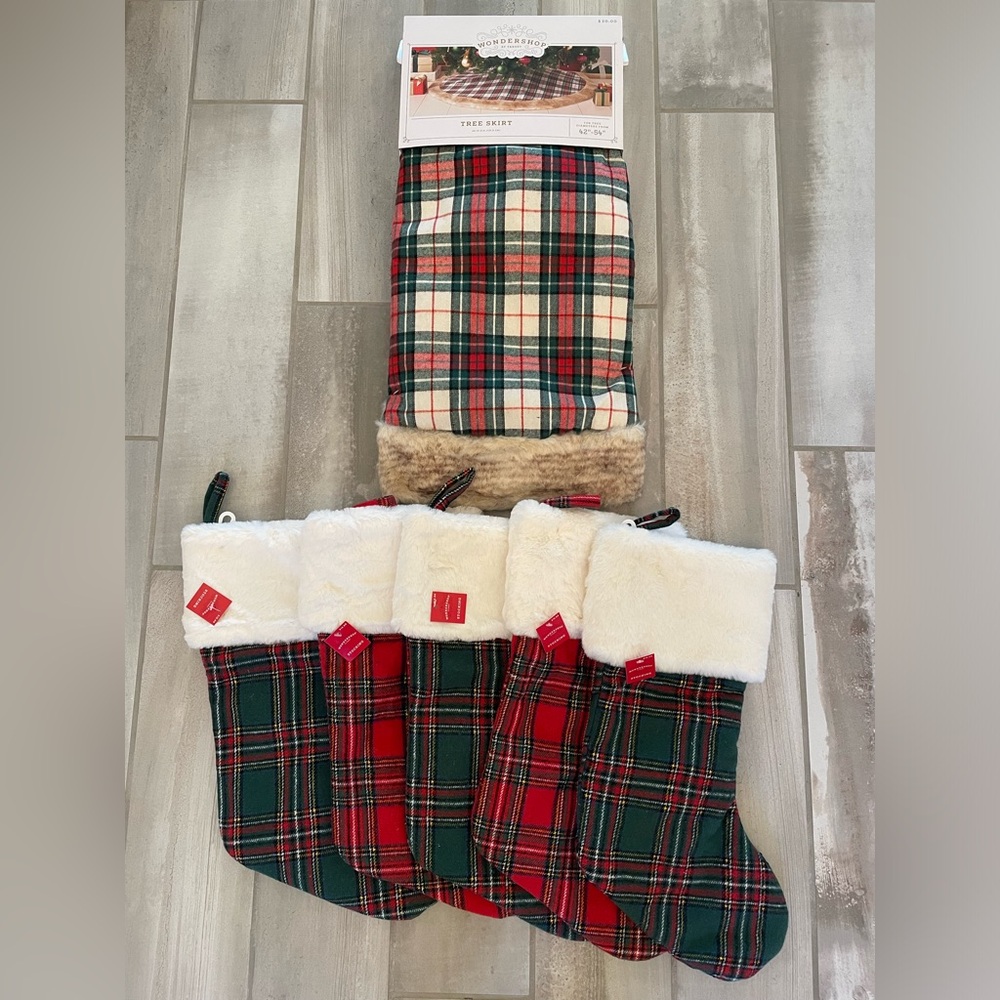 NWT Christmas 6 Piece 1 Plaid Tree Skirt 5 Plaid Stockings Ralph Lauren